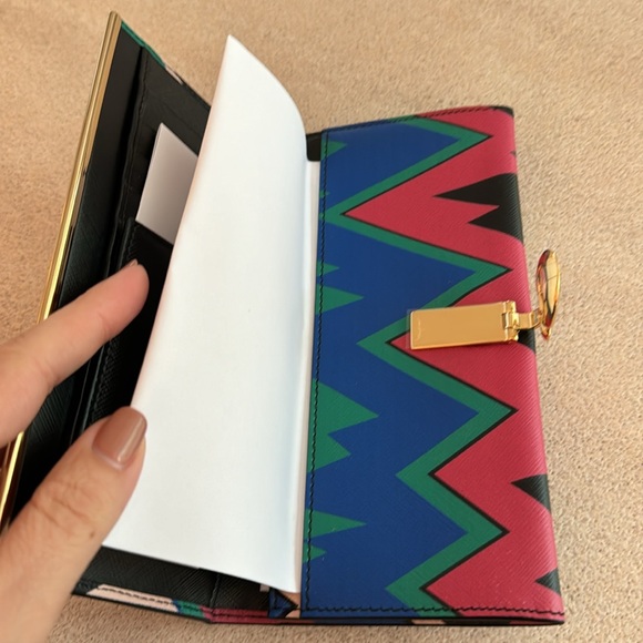 Ferragamo multicolor wallet brand new! - Picture 6 of 9